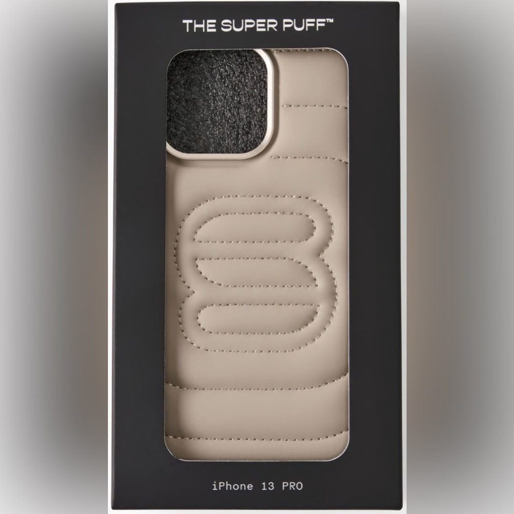 NWT Super Puff phone case for iPhone 13 PRO.